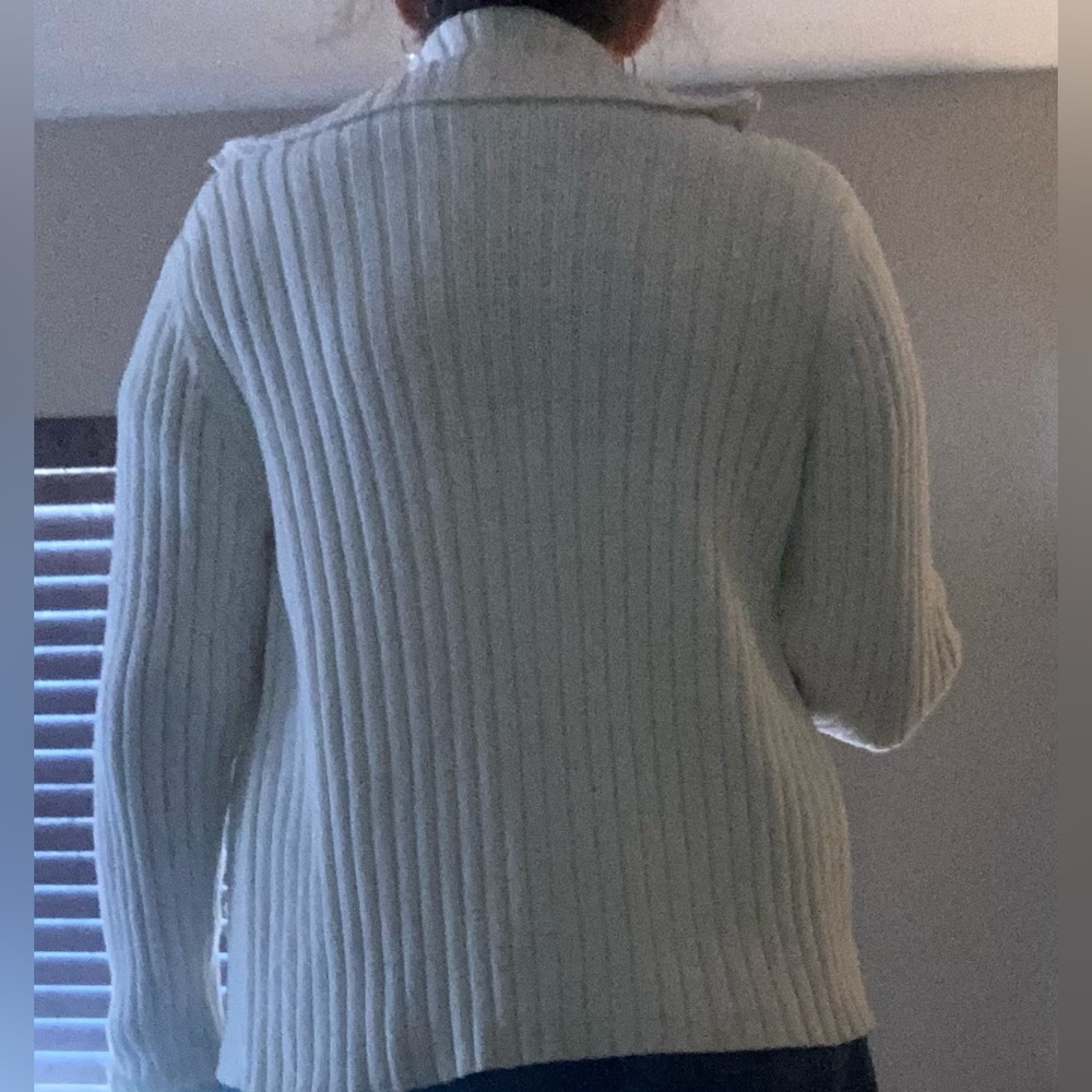 ie relaxed Cottony Creamy White Ribbed Zip-Up Spring Cardigan - Picture 5 of 10